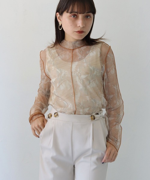 HER CLOSET(ハークローゼット)の「【shemoshelly】WEB限定オリジナル柄ハイネックシアートップス長袖(Tシャツ/カットソー・レディース・ブラウン/グリーン/アイボリー・M)」の11枚目の写真