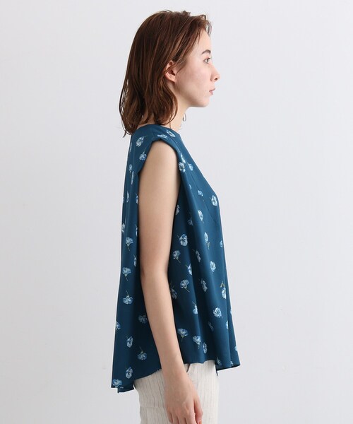 INDIVI（インディヴィ）の「◆【洗える/アシメ】フラワーノースリーブトップス（Tシャツ/カットソー・レディース・ブラック系/グリーン系その他2・19/05/34/38/15 /13）」の21枚目の写真