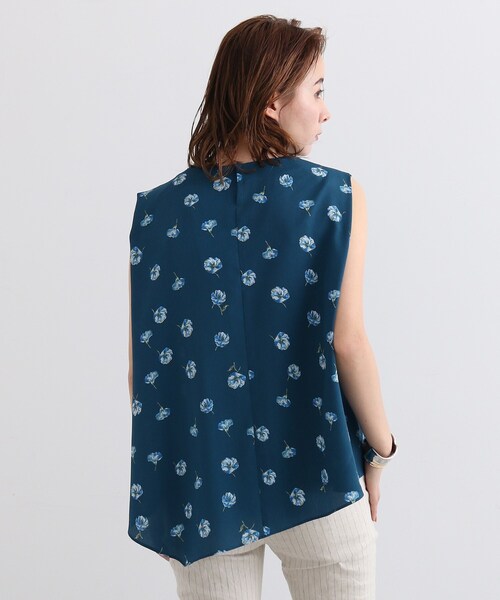 INDIVI（インディヴィ）の「◆【洗える/アシメ】フラワーノースリーブトップス（Tシャツ/カットソー・レディース・ブラック系/グリーン系その他2・19/05/34/38/15 /13）」の6枚目の写真