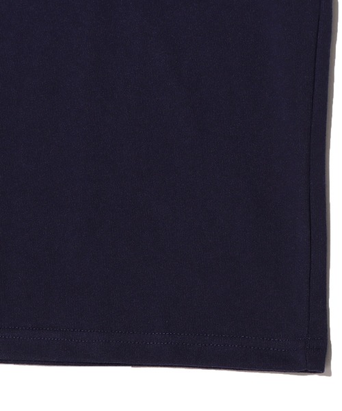 UGG（アグ）の「UGG@mos ネックタグリンガー T / アグ ネックタグリンガー T（Tシャツ/カットソー・レディース・ホワイト/ブラック/ネイビー・M/L/XL）」の8枚目の写真