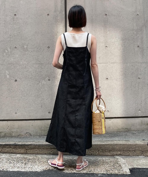 KOBE LETTUCE（コウベレタス）の「デニムキャミワンピース（ワンピース・レディース・ブラック/インディゴブルー・FREE）」の6枚目の写真