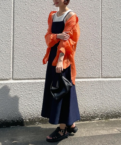 KOBE LETTUCE（コウベレタス）の「デニムキャミワンピース（ワンピース・レディース・ブラック/インディゴブルー・FREE）」の8枚目の写真