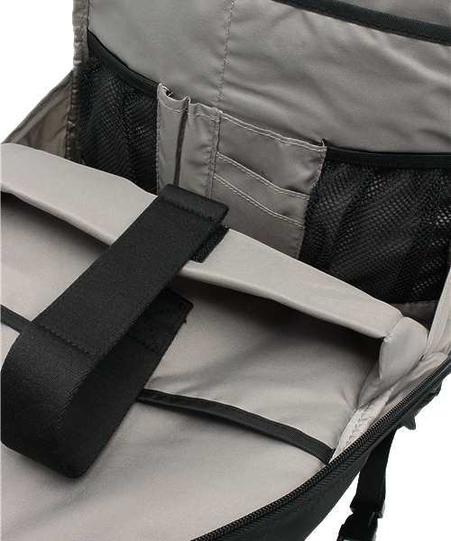 AMERICAN RAG CIE（アメリカンラグシー）の「C6(シーシックス) / C1419(バックパック)（バックパック/リュック・メンズ・ブラック・FREE）」の3枚目の写真