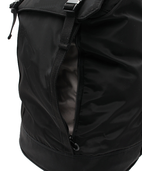 AMERICAN RAG CIE（アメリカンラグシー）の「C6(シーシックス) / C1419(バックパック)（バックパック/リュック・メンズ・ブラック・FREE）」の4枚目の写真