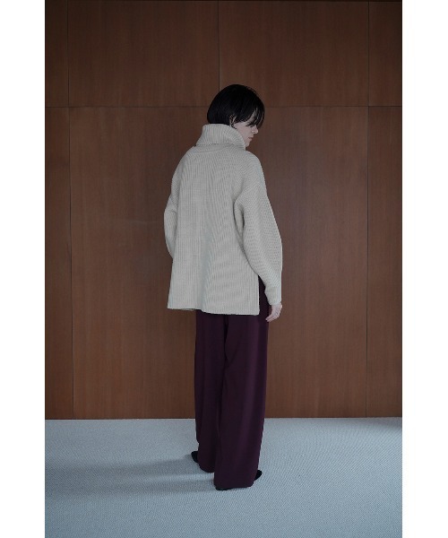 CLANE(クラネ)の「CLANE/クラネ/2WAY NECK WARMER KNIT TOPS(ニット/セーター・レディース・アイボリー/ブラック/ベージュ・1)」の16枚目の写真