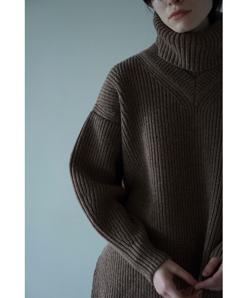 CLANE(クラネ)の「CLANE/クラネ/2WAY NECK WARMER KNIT TOPS(ニット/セーター・レディース・アイボリー/ブラック/ベージュ・1)」の17枚目の写真
