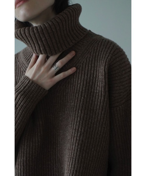 CLANE(クラネ)の「CLANE/クラネ/2WAY NECK WARMER KNIT TOPS(ニット/セーター・レディース・アイボリー/ブラック/ベージュ・1)」の11枚目の写真