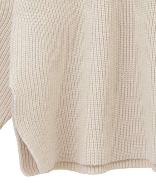 CLANE(クラネ)の「CLANE/クラネ/2WAY NECK WARMER KNIT TOPS(ニット/セーター・レディース・アイボリー/ブラック/ベージュ・1)」の8枚目の写真
