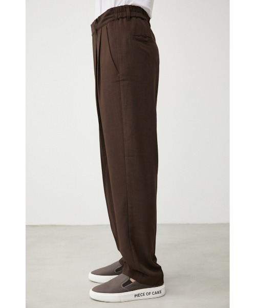 AZUL by moussy(アズールバイマウジー)の「PINTUCK COMFORTABLE TROUSERS/ピンタックコンフォータブルトラウザーズ(その他パンツ・メンズ・ダークネイビー/ブラウン・MEDIUM/LARGE)」の7枚目の写真