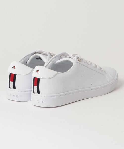 TOMMY HILFIGER(トミーヒルフィガー)の「EO/ V1285ENUS 1A1(スニーカー・レディース・ホワイト・23cm/24cm)」の2枚目の写真