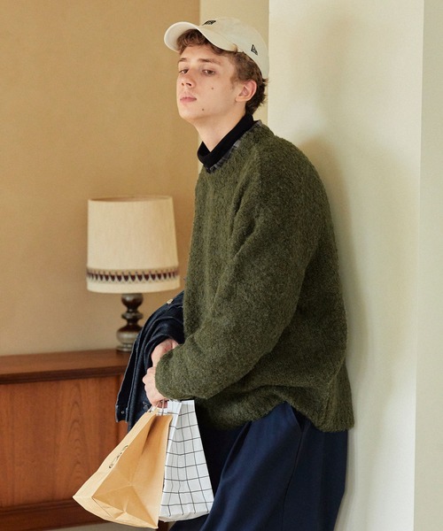 EMMA CLOTHES（エマクローズ）の「ウール混ブークレヤーン オーバーサイズクルーネックプルオーバーニット EMMA CLOTHES（ニット/セーター・メンズ・ブラック系その他/ベージュ系その他/ダークグリーン/アイボリー/グレー/ブラック/ブルー/グレー系その他2/グレー系その他/ベージュ系その他2/レッド系その他/ブルー系その他・M/L）」の15枚目の写真