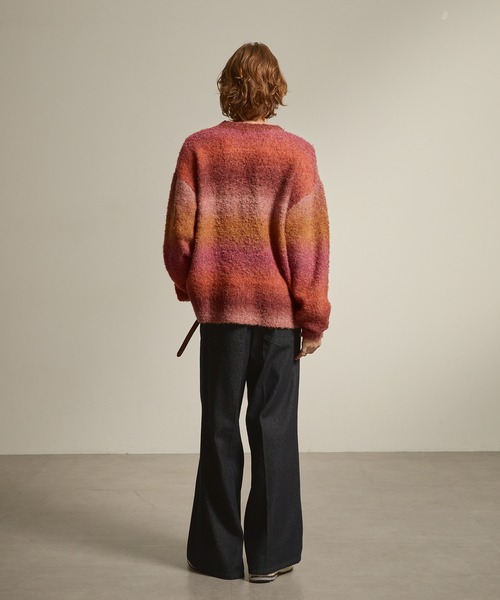 EMMA CLOTHES（エマクローズ）の「Boucle yarn crewneck pullover sweater／ブークレヤーンクルーネックプルオーバーニット《Ryoooコラボ》（ニット/セーター・メンズ・ブラック系その他/ベージュ系その他/ダークグリーン/アイボリー/グレー/ブラック/ブルー/グレー系その他2/グレー系その他/ベージュ系その他2/レッド系その他/ブルー系その他・M/L）」の16枚目の写真