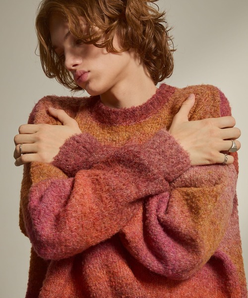 EMMA CLOTHES（エマクローズ）の「Boucle yarn crewneck pullover sweater／ブークレヤーンクルーネックプルオーバーニット《Ryoooコラボ》（ニット/セーター・メンズ・ブラック系その他/ベージュ系その他/ダークグリーン/アイボリー/グレー/ブラック/ブルー/グレー系その他2/グレー系その他/ベージュ系その他2/レッド系その他/ブルー系その他・M/L）」の17枚目の写真