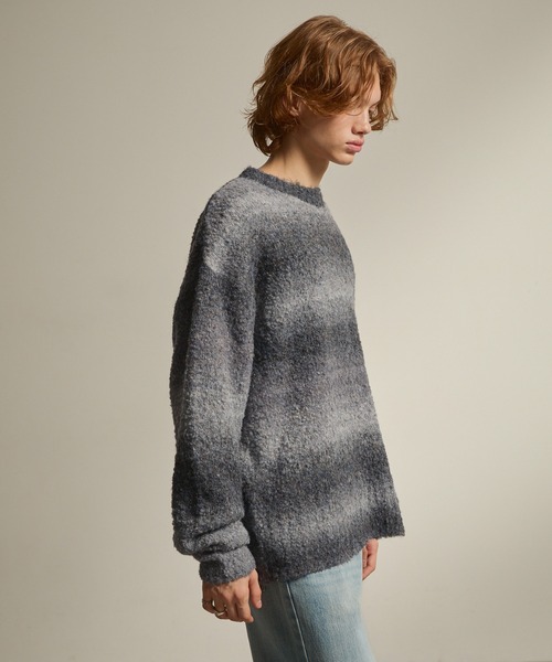 EMMA CLOTHES（エマクローズ）の「Boucle yarn crewneck pullover sweater／ブークレヤーンクルーネックプルオーバーニット《Ryoooコラボ》（ニット/セーター・メンズ・ブラック系その他/ベージュ系その他/ダークグリーン/アイボリー/グレー/ブラック/ブルー/グレー系その他2/グレー系その他/ベージュ系その他2/レッド系その他/ブルー系その他・M/L）」の21枚目の写真