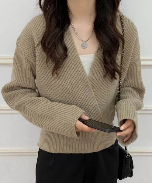 ECLIN(エクラン)の「カシュクールニットプルオーバー(ニット/セーター・レディース・ブラック/ベージュ/ブラウン/グレー/アイボリー・FREE)」の9枚目の写真