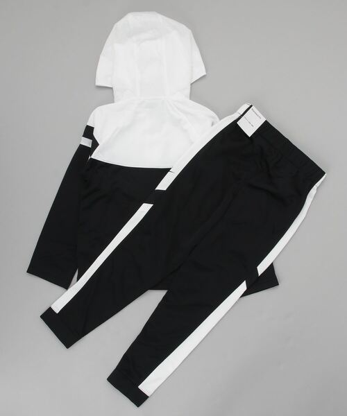 NIKE（ナイキ）の「ナイキ NIKE ナイキ YTH POLY ウーブン OVRLY トラックスーツ（ジャージ・キッズ・ブラック/ホワイト×ブラック・150cm/160cm/130cm/140cm）」の19枚目の写真