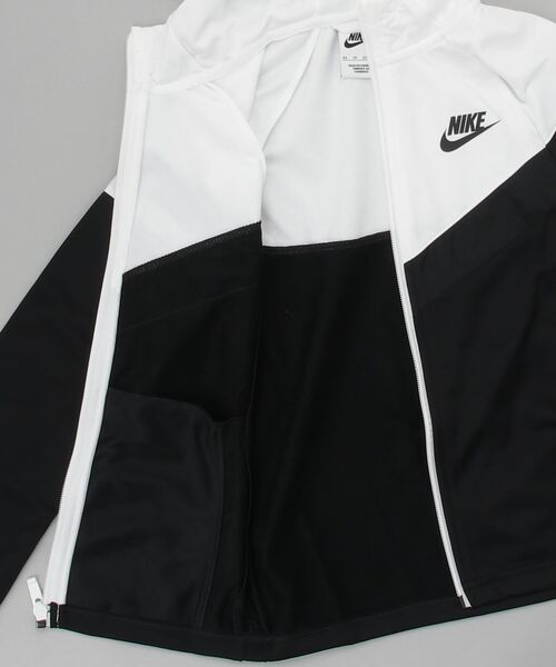 NIKE（ナイキ）の「ナイキ NIKE ナイキ YTH POLY ウーブン OVRLY トラックスーツ（ジャージ・キッズ・ブラック/ホワイト×ブラック・150cm/160cm/130cm/140cm）」の5枚目の写真