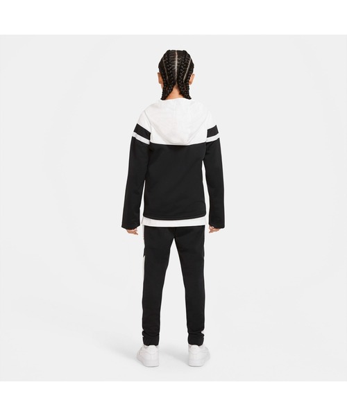 NIKE（ナイキ）の「ナイキ NIKE ナイキ YTH POLY ウーブン OVRLY トラックスーツ（ジャージ・キッズ・ブラック/ホワイト×ブラック・150cm/160cm/130cm/140cm）」の17枚目の写真