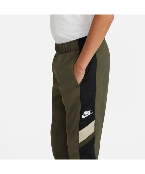 NIKE（ナイキ）の「ナイキ NIKE ナイキ YTH POLY ウーブン OVRLY トラックスーツ（ジャージ・キッズ・ブラック/ホワイト×ブラック・150cm/160cm/130cm/140cm）」の11枚目の写真