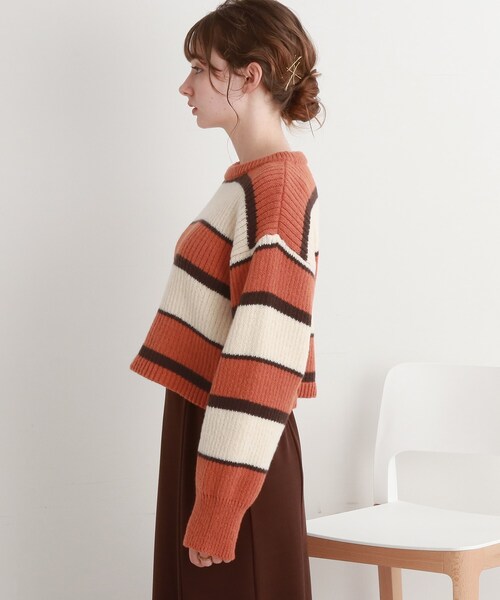 Cutie Blonde（キューティーブロンド）の「◆ショート丈ニットプルオーバー（ニット/セーター・レディース・ブラック系4/ホワイト系その他5/オレンジ系その他4/ライトパープル・00）」の6枚目の写真