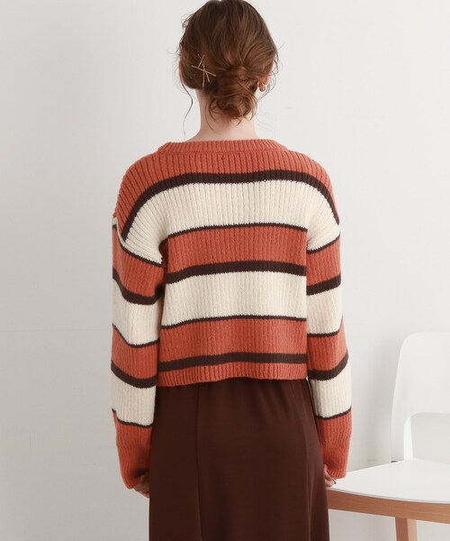 Cutie Blonde（キューティーブロンド）の「◆ショート丈ニットプルオーバー（ニット/セーター・レディース・ブラック系4/ホワイト系その他5/オレンジ系その他4/ライトパープル・00）」の7枚目の写真