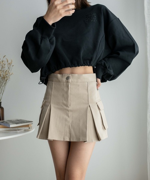 WEGO（ウィゴー）の「WEGO/【一部店限定】カーゴプリーツスカパン（スカート・レディース・カーキ/ベージュ/ブラック・FREE）」の2枚目の写真