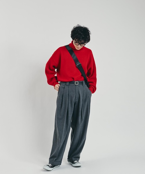 MUHET(ミュエータ)の「無地ジャガードタートルネックニット(ニット/セーター・レディース・レッド/ブラウン/ブルー・MEDIUM/X-LARGE)」の14枚目の写真