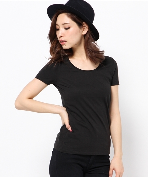 AZUL by moussy（アズールバイマウジー）の「30/-CVC天竺BCヨーク切替R/N半袖PO（Tシャツ/カットソー・レディース・オフホワイト/ブラック/ネイビー/ホワイト系その他/ブラック系その他・X-SMALL/SMALL/LARGE/MEDIUM）」の14枚目の写真