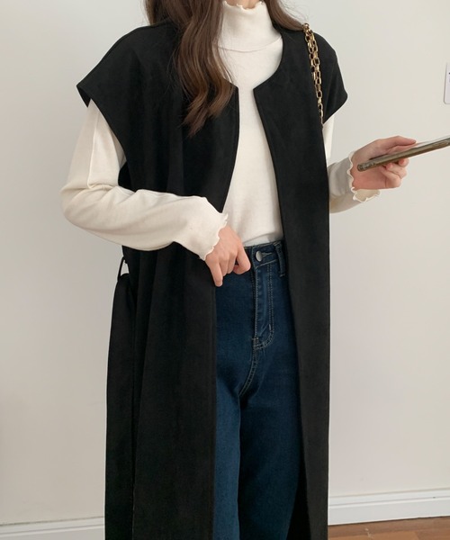 ABITOKYO(アビトーキョー)の「サイドスリットスエードノーカラーロングジレベスト(ベスト・レディース・アイボリー/ブラック・M/L)」の17枚目の写真