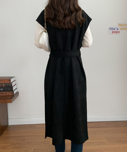 ABITOKYO(アビトーキョー)の「サイドスリットスエードノーカラーロングジレベスト(ベスト・レディース・アイボリー/ブラック・M/L)」の18枚目の写真