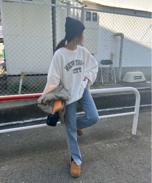 ISOOK（アイスー）の「Big sized logo sweat / ビッグサイズロゴスウェット（chiica select）（スウェット・レディース・ブラック/ホワイト・FREE）」の6枚目の写真