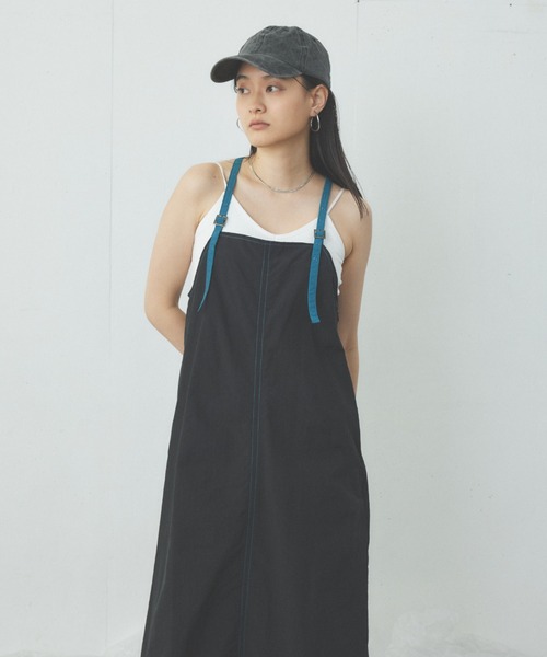 Happy John（ハッピージョン）の「bycolor nylon jumper skirt/バイカラーナイロンジャンパースカート（ジャンパースカート・レディース・ブラック/チャコールグレー・FREE）」の7枚目の写真