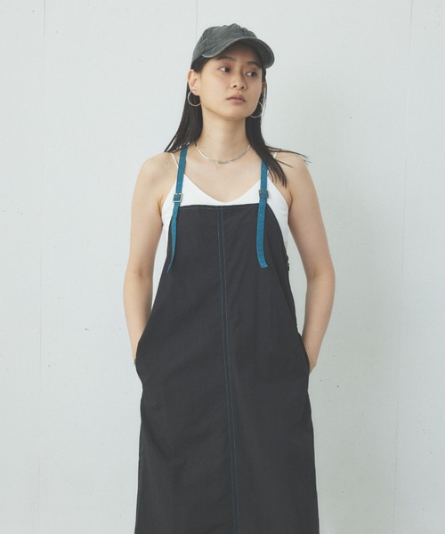 Happy John（ハッピージョン）の「bycolor nylon jumper skirt/バイカラーナイロンジャンパースカート（ジャンパースカート・レディース・ブラック/チャコールグレー・FREE）」の8枚目の写真