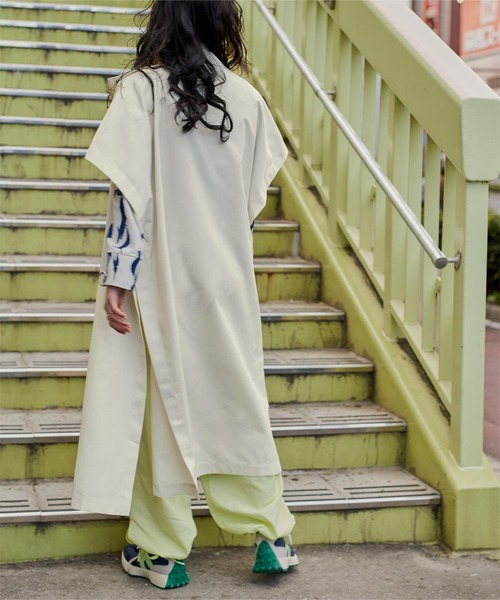 miette（ミエット）の「ｽﾀﾝﾄﾞｶﾗｰｹｰﾌﾟｺｰﾄ（ステンカラーコート・レディース・ブラック/アイボリー・FREE）」の5枚目の写真