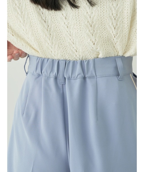 earth music&ecology（アースミュージックアンドエコロジー）の「サイドラインパンツ（その他パンツ・レディース・ダークブラウン/ベージュ/ブルー・S/M）」の5枚目の写真