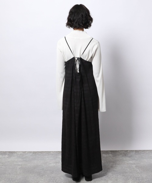 ★boohoo★ ベーシック スクエアネック ミダクシー ワンピース ☆boohoo☆ ベーシック スクエアネック ミダクシー ワンピース