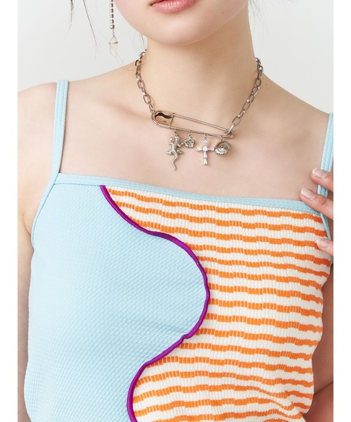 PAMEO POSE（パメオポーズ）の「Wavy Line Cami Bikini（水着・レディース・スカイブルー/ホワイト/ネイビー系・FREE）」の10枚目の写真