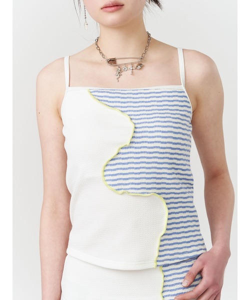 PAMEO POSE（パメオポーズ）の「Wavy Line Cami Bikini（水着・レディース・スカイブルー/ホワイト/ネイビー系・FREE）」の18枚目の写真