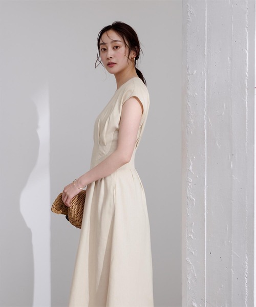 リネンブレンドウエストタックワンピース