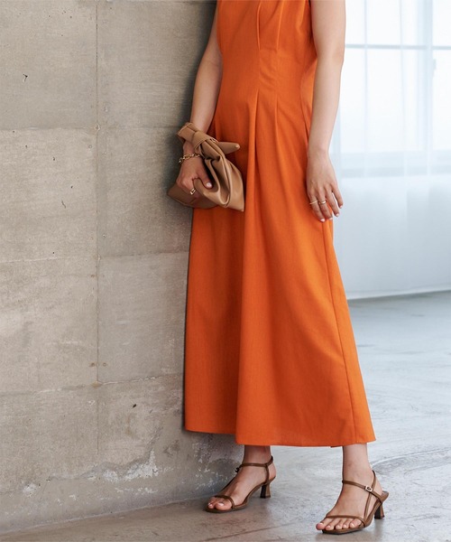 リネンブレンドウエストタックワンピース