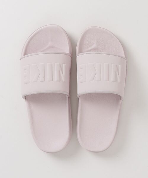NIKE(ナイキ)の「NIKE/ナイキ WSオフコートスライド(サンダル・レディース・ベビーピンク・23cm/24cm/25cm/22cm)」の2枚目の写真