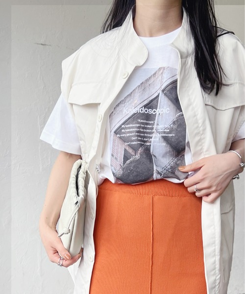 LIAN(リアン)の「フォトプリントロゴTシャツ(Tシャツ/カットソー・レディース・ブラック/レッド/オフホワイト/イエロー/グリーン/オートミール・FREE)」の9枚目の写真