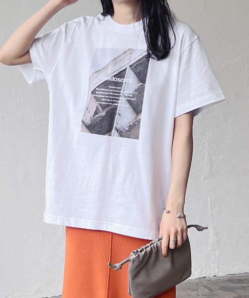 LIAN(リアン)の「フォトプリントロゴTシャツ(Tシャツ/カットソー・レディース・ブラック/レッド/オフホワイト/イエロー/グリーン/オートミール・FREE)」の11枚目の写真