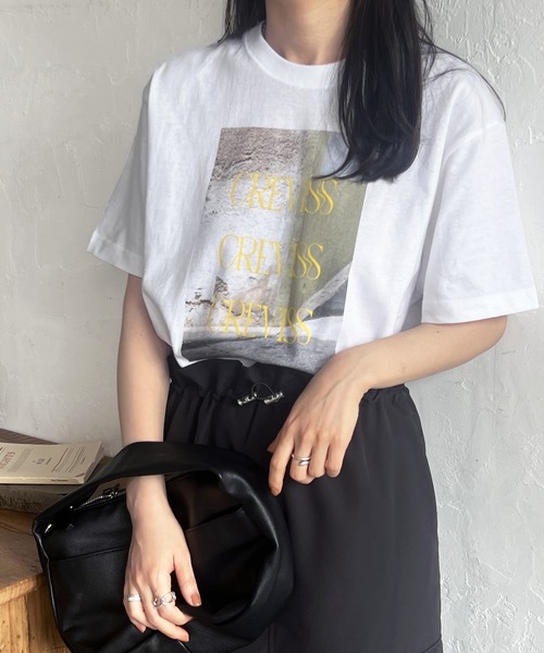 LIAN(リアン)の「フォトプリントロゴTシャツ(Tシャツ/カットソー・レディース・ブラック/レッド/オフホワイト/イエロー/グリーン/オートミール・FREE)」の22枚目の写真