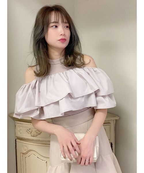 dazzlin（ダズリン）の「ダブルフリルオープンドッキングトップス（Tシャツ/カットソー・レディース・ブラック/ベージュ/オフホワイト・FREE）」の14枚目の写真