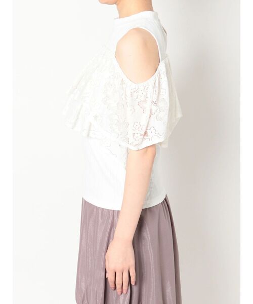 dazzlin（ダズリン）の「ダブルフリルオープンドッキングトップス（Tシャツ/カットソー・レディース・ブラック/ベージュ/オフホワイト・FREE）」の6枚目の写真