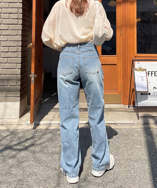 LE MORE（リモア）の「ストレートデニムパンツ（デニムパンツ・レディース・ブルー・S/M）」の11枚目の写真