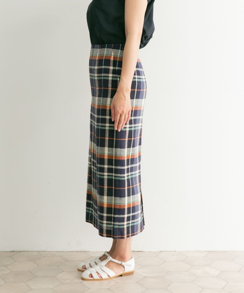 URBAN RESEARCH DOORS（アーバンリサーチドアーズ）の「カラーチェックセミタイトスカート（スカート・レディース・ベージュ系その他/ブルー系その他・SMALL/MEDIUM）」の11枚目の写真