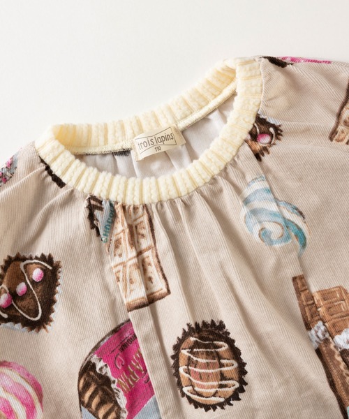 trois lapins kp（トロワラパンケーピー）の「チョコレート柄 長袖チュニック(100~140cm)（チュニック・キッズ・ベージュ・140cm/100cm/130cm/110cm/120cm）」の6枚目の写真