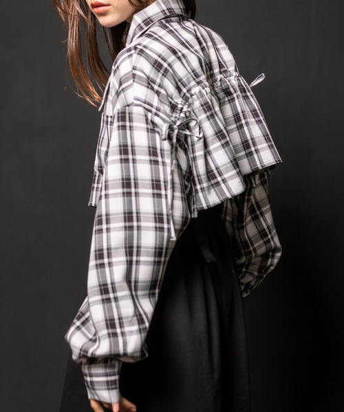 OLIVE des OLIVE（オリーブデオリーブ）の「後ろリボンクロップドシャツ　1032040020（シャツ/ブラウス・レディース・オフホワイト/サックスブルー/チェック・FREE）」の3枚目の写真